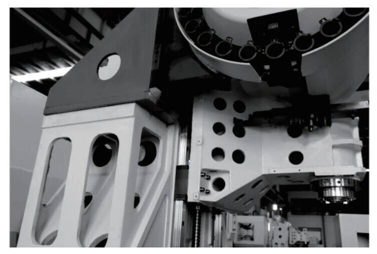 Strong Rigidity CNC Lathe VMC1160B Machine Tool Metal Cutting Vertical Machining Center with 3 Axis