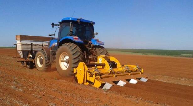 High Quality Agricultural Machinery Working Speed 3 - 5 Km/h Farm Rotary Tiller Cultivator Rotavator for Tractor