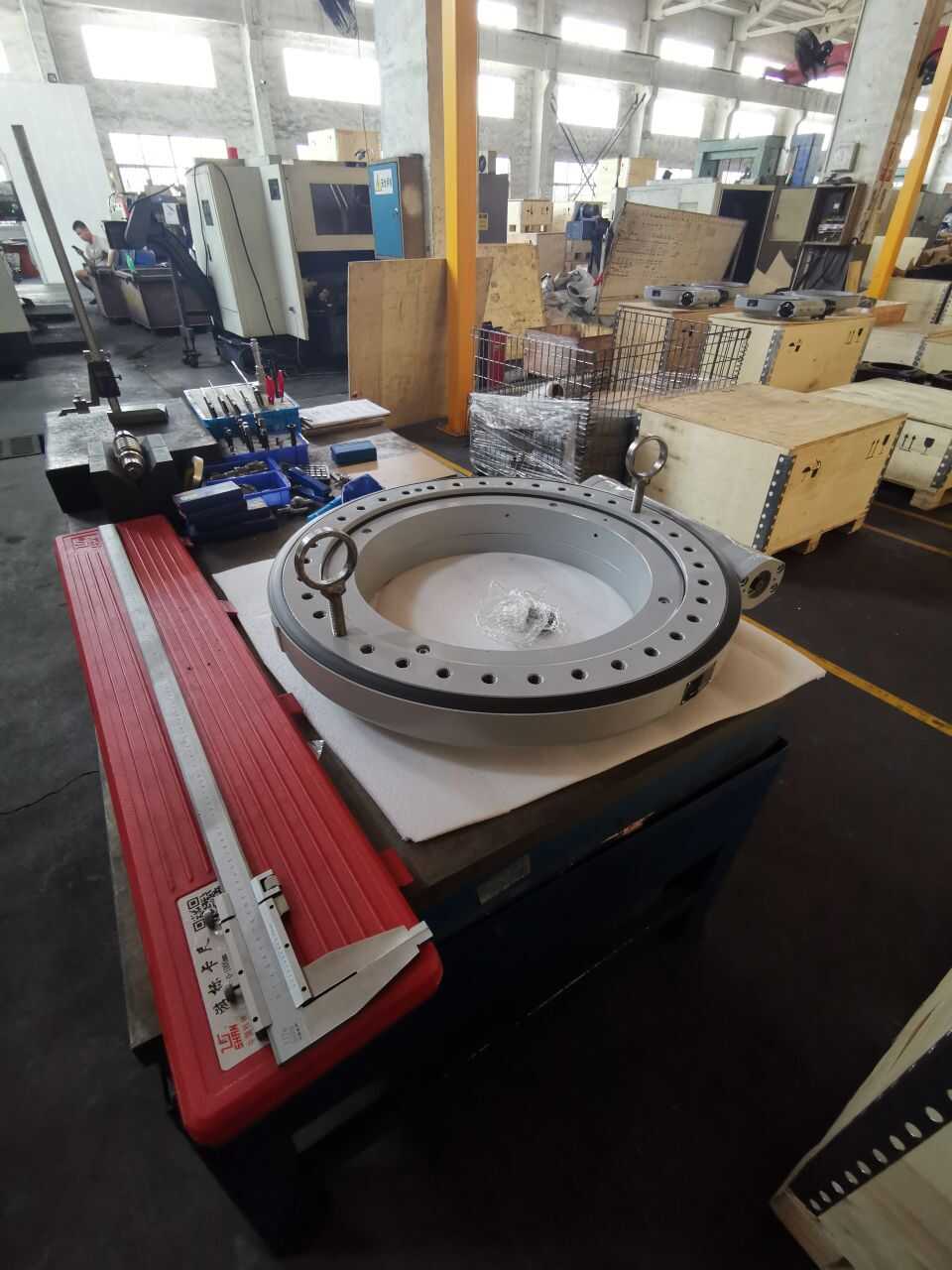 Hot Sell Large Size Excavator Slewing Bearing Crane Slewing Bearing Turntable Bearing 528*732*80mm